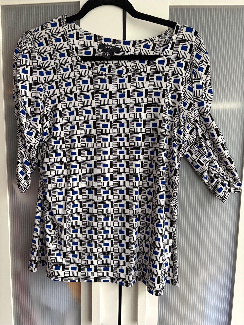 ALFANI PETITE WOMENS BLOUSE P LARGE IN EXCELLENT CONDITION